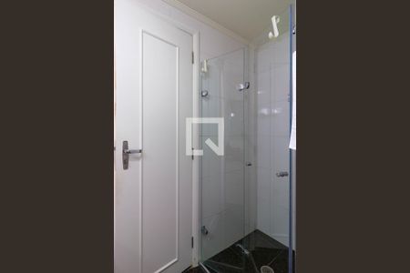 Apartamento à venda com 160m², 4 quartos e 3 vagas Apartamento à venda com 160m², 4 quartos e 3 vagasQuarto 1 - Banheiro