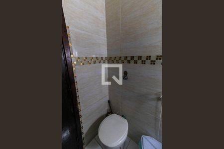 Casa à venda com 400m², 2 quartos e 3 vagasBanheiro 1