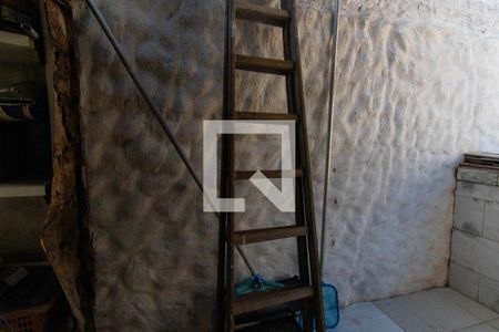 Casa à venda com 400m², 2 quartos e 3 vagasVista