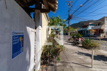 Casa à venda com 400m², 2 quartos e 3 vagasPlaquinha