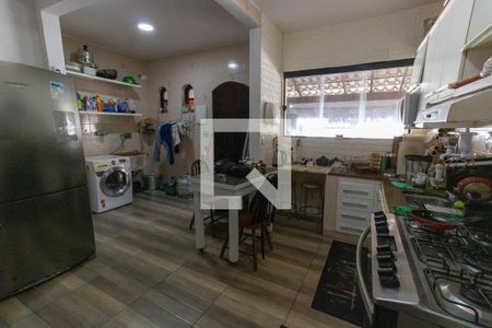 Casa à venda com 400m², 2 quartos e 3 vagasCozinha