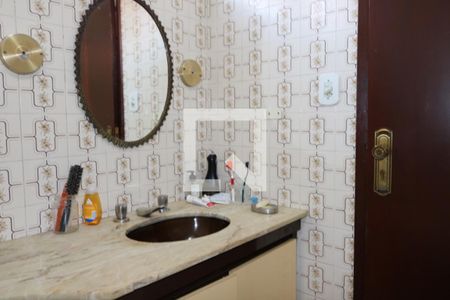 Casa à venda com 280m², 3 quartos e 5 vagasBanheiro da Suíte