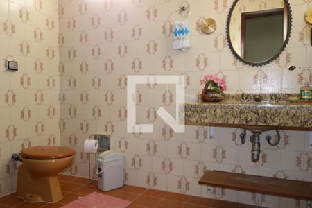 Casa à venda com 280m², 3 quartos e 5 vagasBanheiro Social