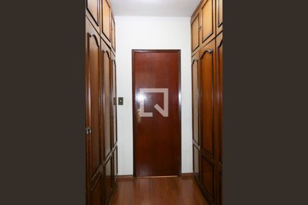 Casa à venda com 280m², 3 quartos e 5 vagasCloset da Suíte