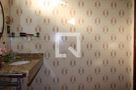 Casa à venda com 280m², 3 quartos e 5 vagasBanheiro Social