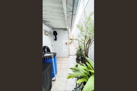 Casa à venda com 126m², 2 quartos e 1 vaga Casa à venda com 126m², 2 quartos e 1 vagaCorredor - Area de Serviço