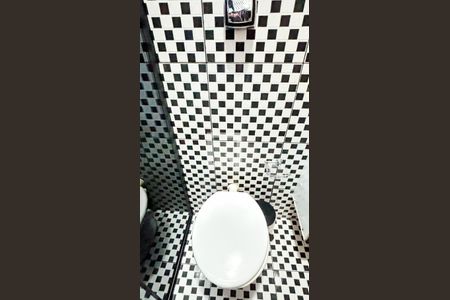 Casa à venda com 126m², 2 quartos e 1 vagaBanheiro