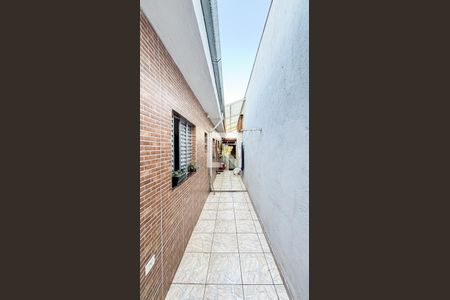 Casa à venda com 126m², 2 quartos e 1 vagaCorredor - Quintal