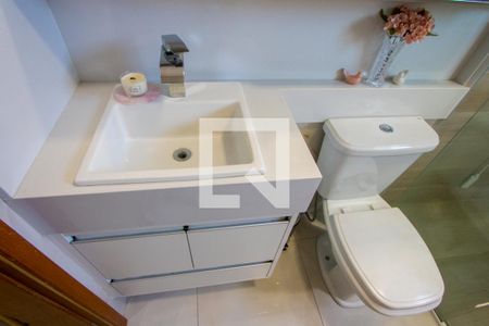 Apartamento à venda com 140m², 2 quartos e 2 vagas Apartamento à venda com 140m², 2 quartos e 2 vagasBanheiro do quarto 1