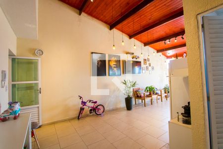 Apartamento à venda com 140m², 2 quartos e 2 vagas Apartamento à venda com 140m², 2 quartos e 2 vagasÁrea de serviço/Espaço gourmet