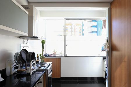 Apartamento para alugar com 75m², 2 quartos e 1 vagaCozinha e Área de Serviço