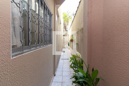 Casa para alugar com 203m², 3 quartos e 2 vagasCorredor Lateral