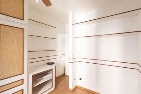 Apartamento à venda com 115m², 3 quartos e 1 vagaQuarto 1