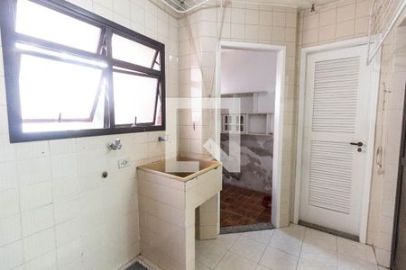 Apartamento à venda com 115m², 3 quartos e 1 vagaÁrea de serviço