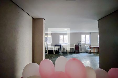 Apartamento à venda com 63m², 2 quartos e 1 vaga Apartamento à venda com 63m², 2 quartos e 1 vagaÁrea comum - Salão de festas