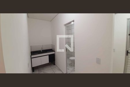 Cozinha de kitnet/studio para alugar com 1 quarto, 35m² em Quitaúna, Osasco