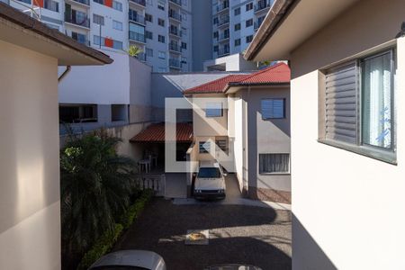 Vista Quarto 1 de casa de condomínio para alugar com 2 quartos, 63m² em Vila Inglesa, São Paulo