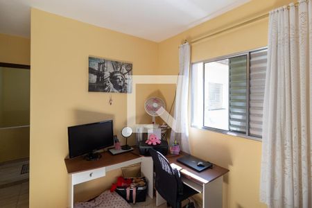 Quarto 2 de casa de condomínio para alugar com 2 quartos, 63m² em Vila Inglesa, São Paulo