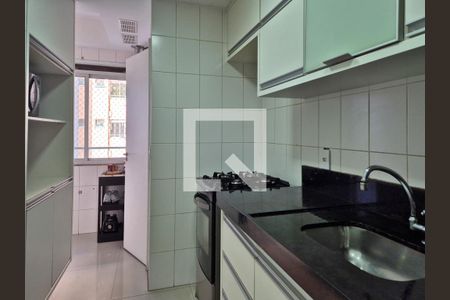 Apartamento à venda com 80m², 3 quartos e 2 vagasCozinha