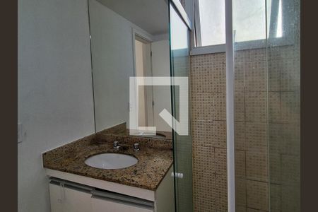 Apartamento à venda com 80m², 3 quartos e 2 vagasBanheiro da suite