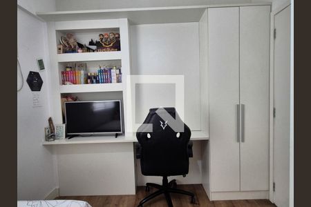 Apartamento à venda com 80m², 3 quartos e 2 vagasBanheiro social