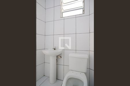 Casa para alugar com 30m², 1 quarto e sem vagaBanheiro 