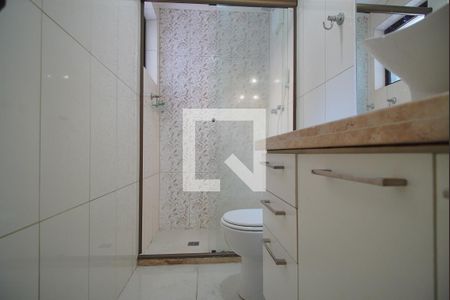 Banheiro da Suíte de apartamento para alugar com 3 quartos, 120m² em Petrópolis, Porto Alegre