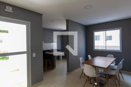 Apartamento à venda com 36m², 2 quartos e sem vaga Apartamento à venda com 36m², 2 quartos e sem vagaÁrea Comum - Salão de Festas