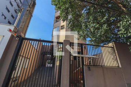 Apartamento para alugar com 69m², 2 quartos e 1 vagaFachada