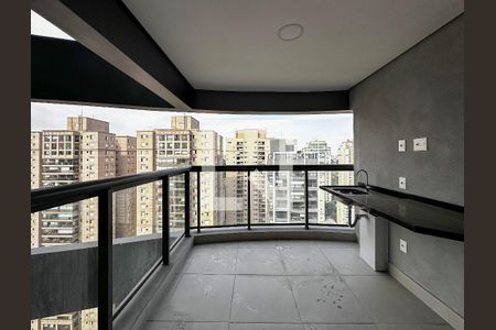 Sacada de apartamento à venda com 2 quartos, 66m² em Santo Amaro, São Paulo