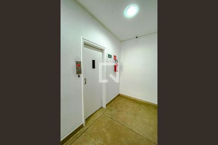 Apartamento para alugar com 73m², 2 quartos e sem vagaÁrea comum