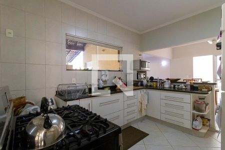 Casa à venda com 168m², 3 quartos e 4 vagasCozinha