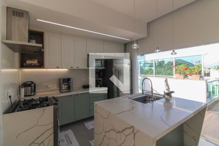 Apartamento à venda com 160m², 3 quartos e 2 vagasCozinha