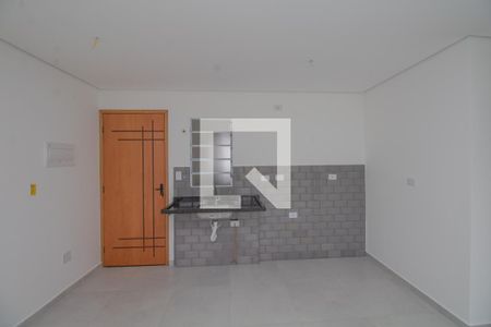 Cozinha de apartamento para alugar com 2 quartos, 50m² em Parque Tomas Saraiva, São Paulo