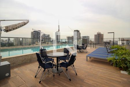 Studio à venda com 26m², 1 quarto e sem vagaÁrea comum - Piscina