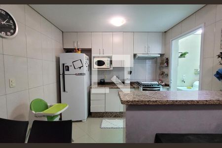 Apartamento à venda com 55m², 2 quartos e 1 vaga Apartamento à venda com 55m², 2 quartos e 1 vagaCozinha