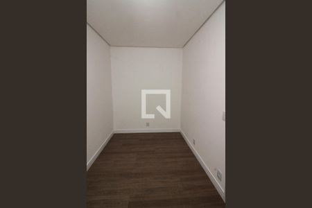 Casa de condomínio à venda com 256m², 4 quartos e 2 vagasCloset da suíte 1