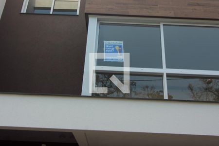 Casa de condomínio à venda com 256m², 4 quartos e 2 vagasPlaquinha