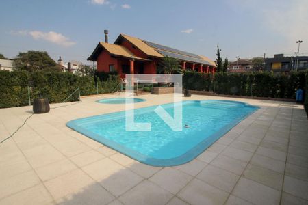 Casa de condomínio à venda com 256m², 4 quartos e 2 vagasÁrea comum - Piscina