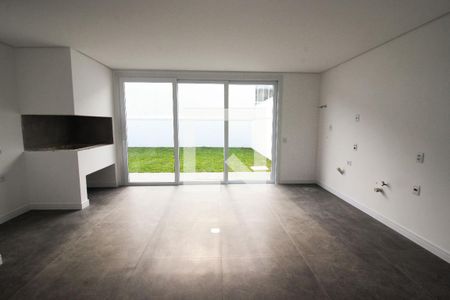 Casa de condomínio à venda com 256m², 4 quartos e 2 vagasCozinha