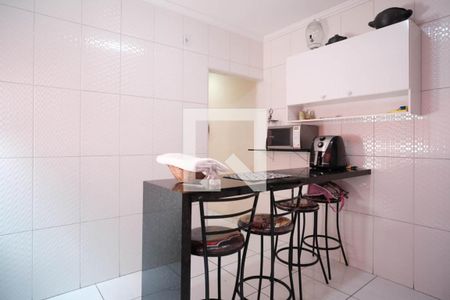 Casa à venda com 140m², 2 quartos e 2 vagas Casa à venda com 140m², 2 quartos e 2 vagasCozinha