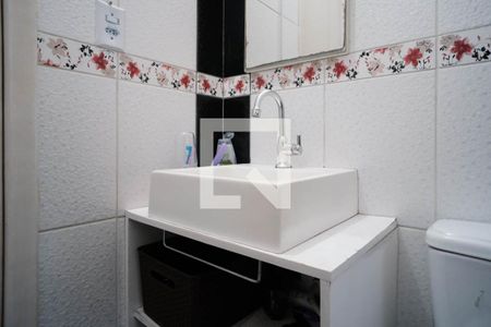 Casa à venda com 140m², 2 quartos e 2 vagas Casa à venda com 140m², 2 quartos e 2 vagasBanheiro 1