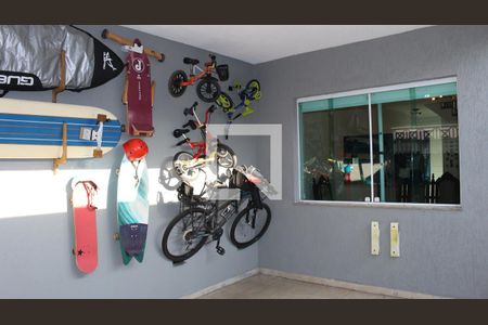 Casa à venda com 102m², 3 quartos e 2 vagasGaragem