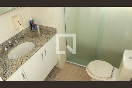 Casa à venda com 102m², 3 quartos e 2 vagasSuíte