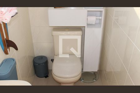 Casa à venda com 102m², 3 quartos e 2 vagasBanheiro 2