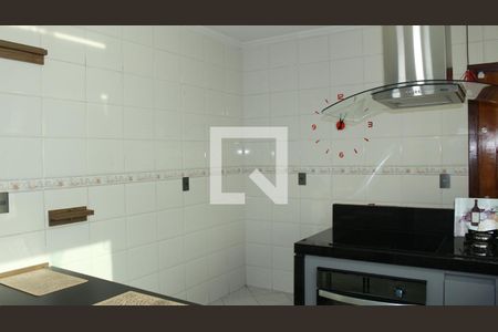 Casa à venda com 102m², 3 quartos e 2 vagasCozinha