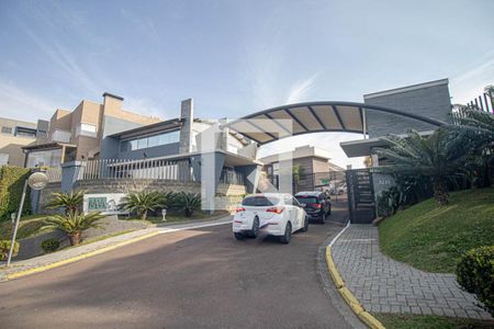 Casa de condomínio para alugar com 200m², 3 quartos e 2 vagasFachada