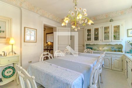 Apartamento à venda com 320m², 4 quartos e 4 vagasCopa