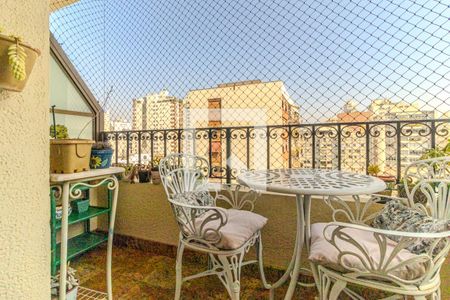 Apartamento à venda com 320m², 4 quartos e 4 vagasVaranda da Suíte 4