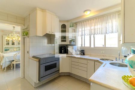 Apartamento à venda com 320m², 4 quartos e 4 vagasCozinha
